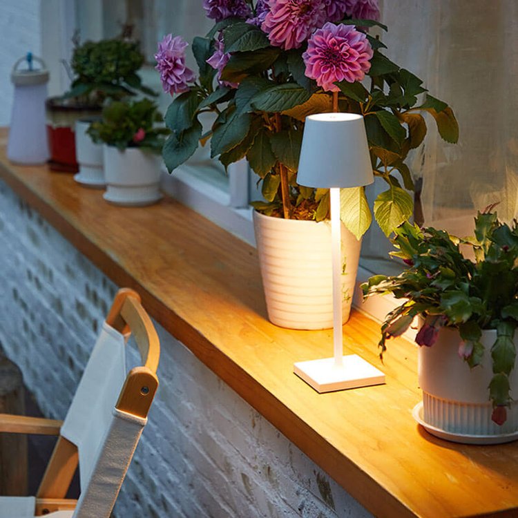 Bordlampe uten ledning for elegant belysning