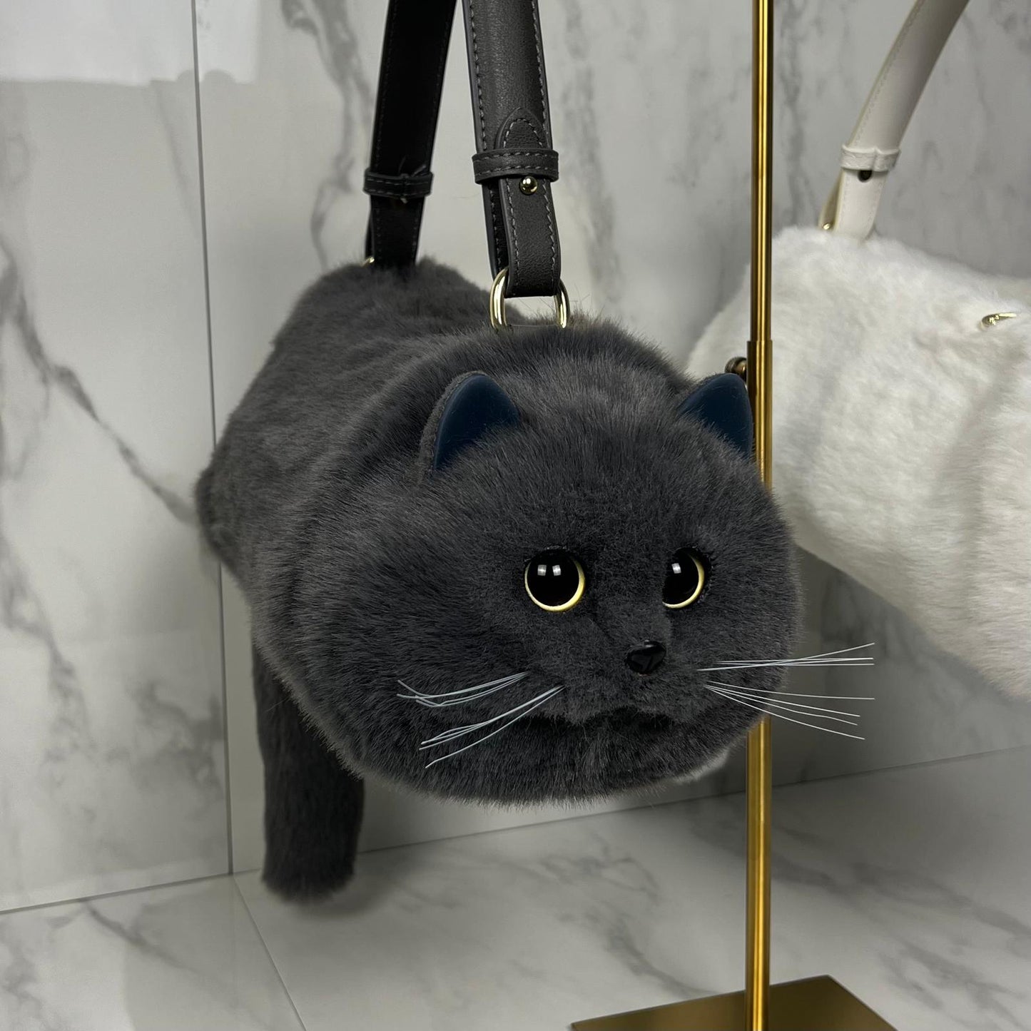 Un sac chat réaliste qui fait sensation partout
