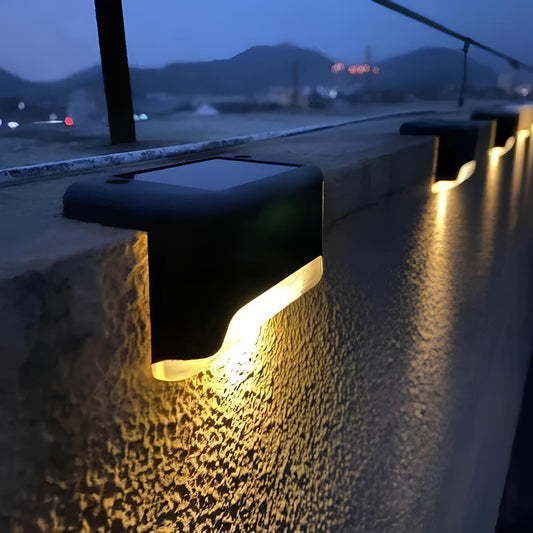 Ultra-výkonná solární LED lampa pro venkovní použití