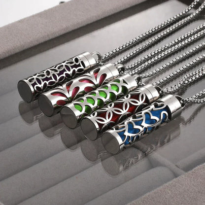 Collier diffuseur d’arômes avec pads interchangeables