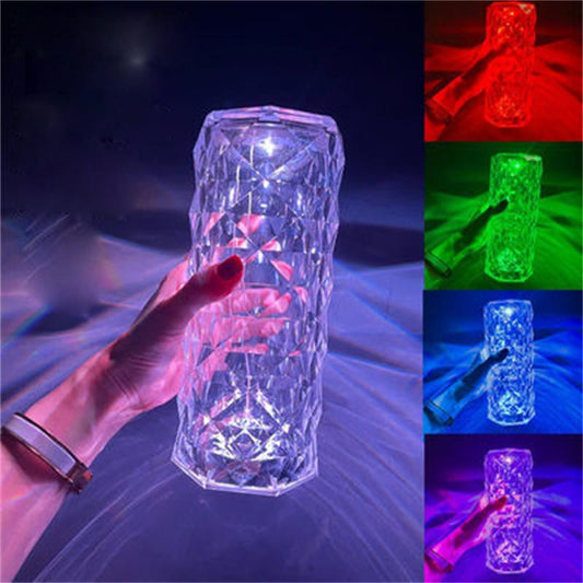 كريستالماكس™ - مصباح طاولة LED بتأثير الكريستال 