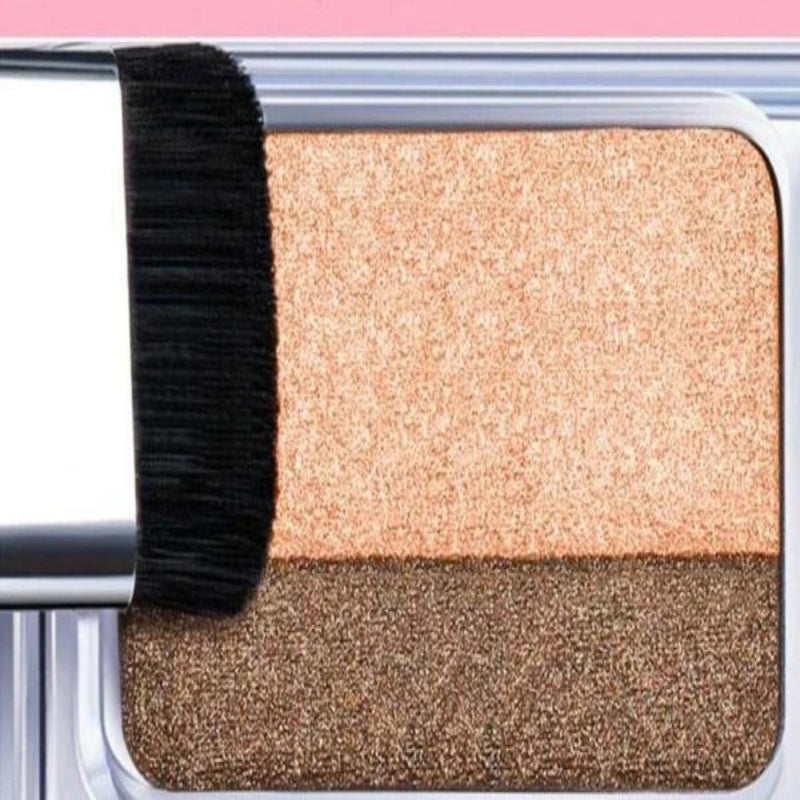 Express makeup for a perfect gradient in one single gesture 